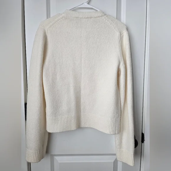 Abercrombie & Fitch Women's Cream Button-Up Cardigan - Picture 3 of 3